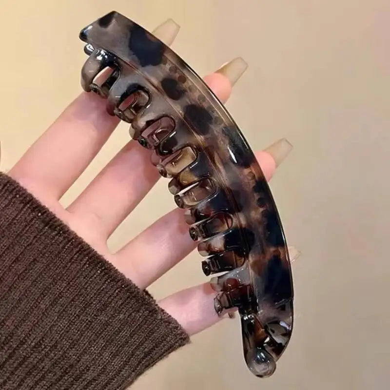 Tortoise Shell Hair Clip — Classic, Chic & Timeless