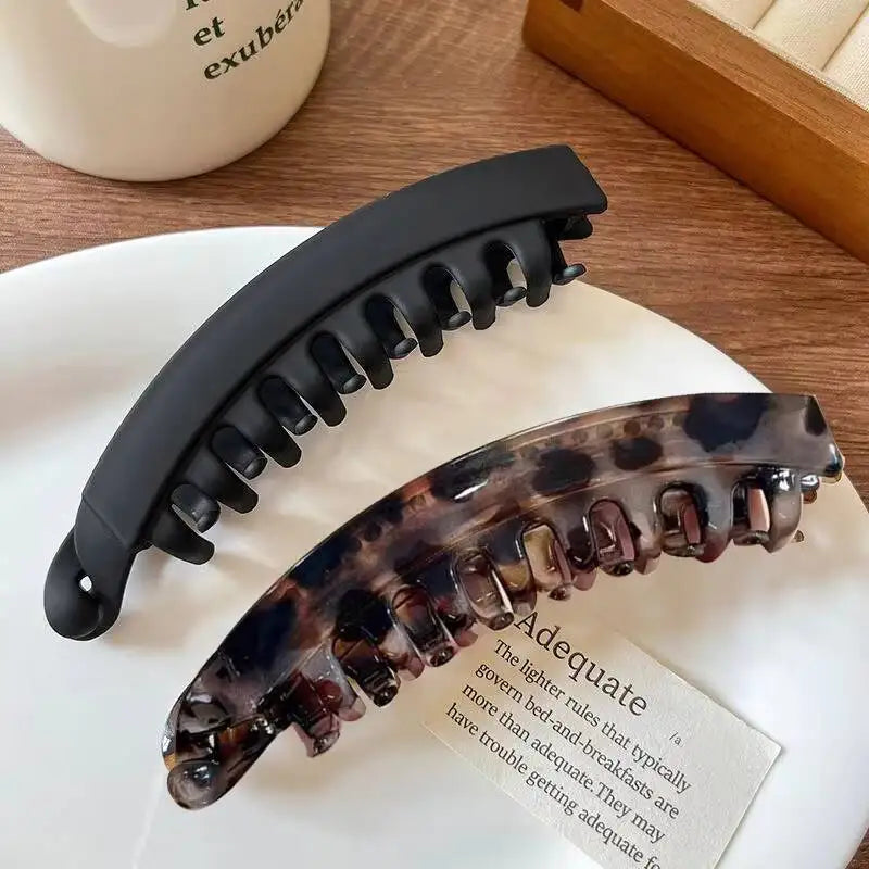 Tortoise Shell Hair Clip — Classic, Chic & Timeless