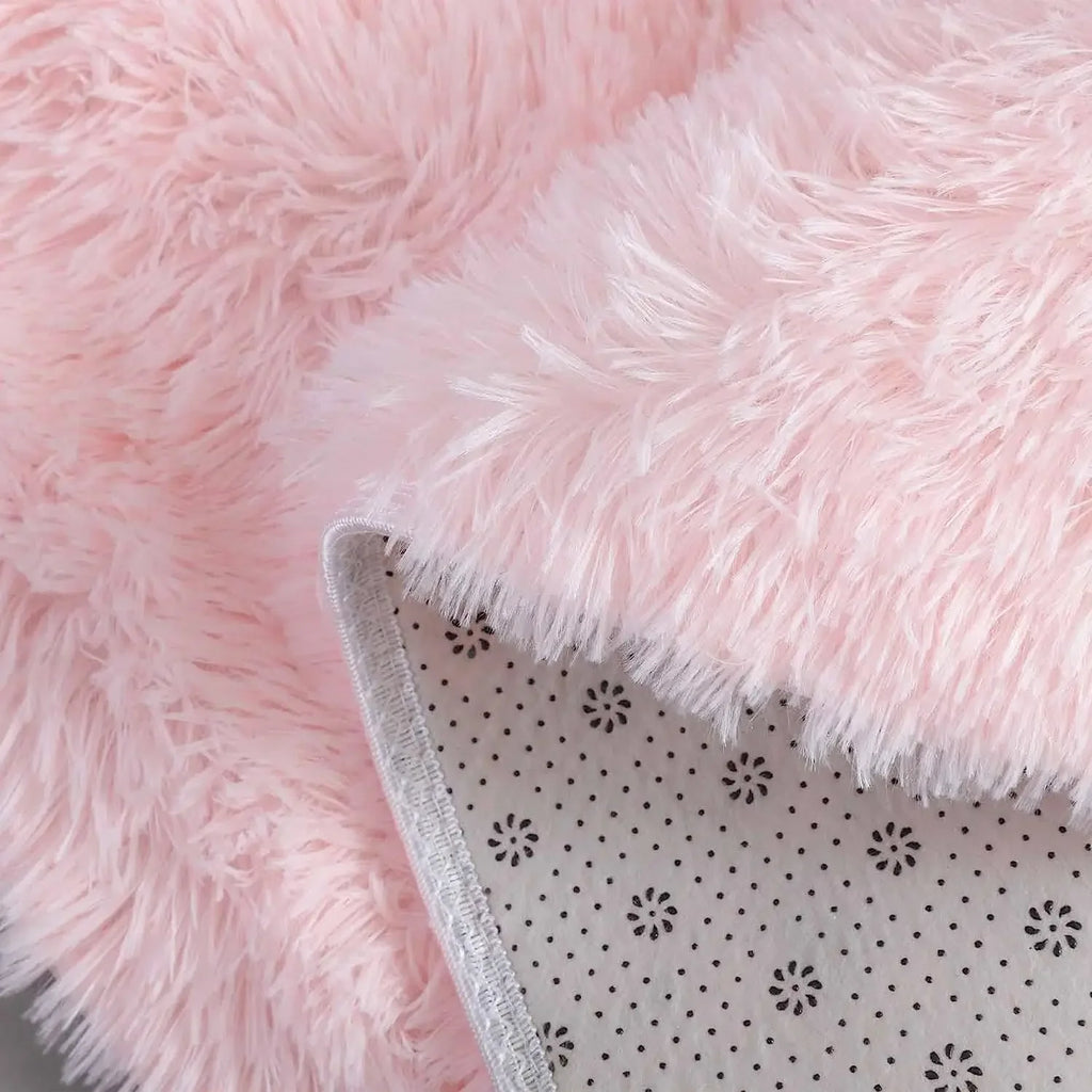 Fluffy Round Plush Rug — Soft, Cozy & Aesthetic