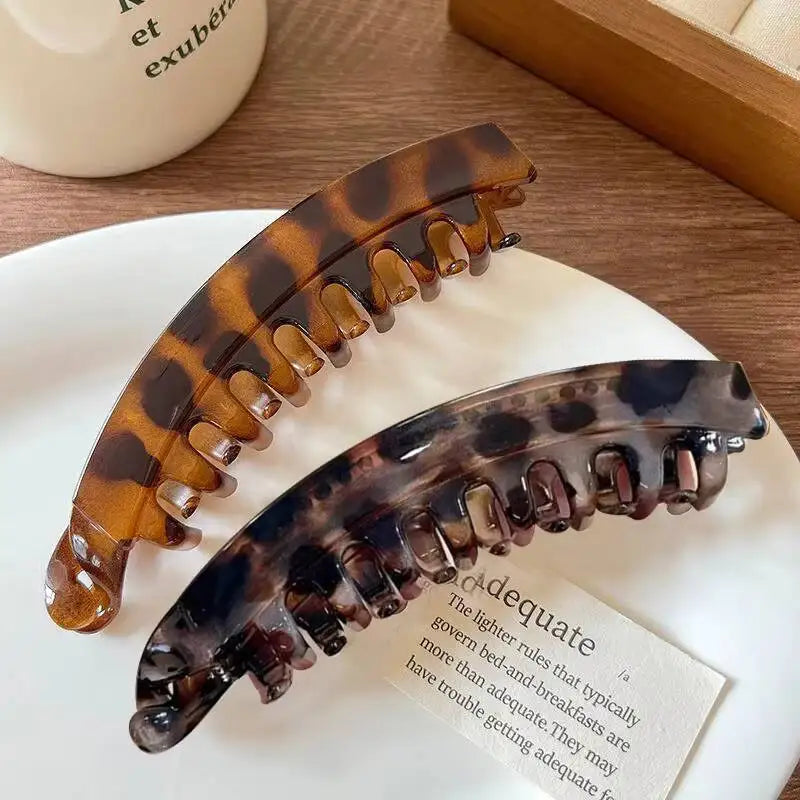 Tortoise Shell Hair Clip — Classic, Chic & Timeless